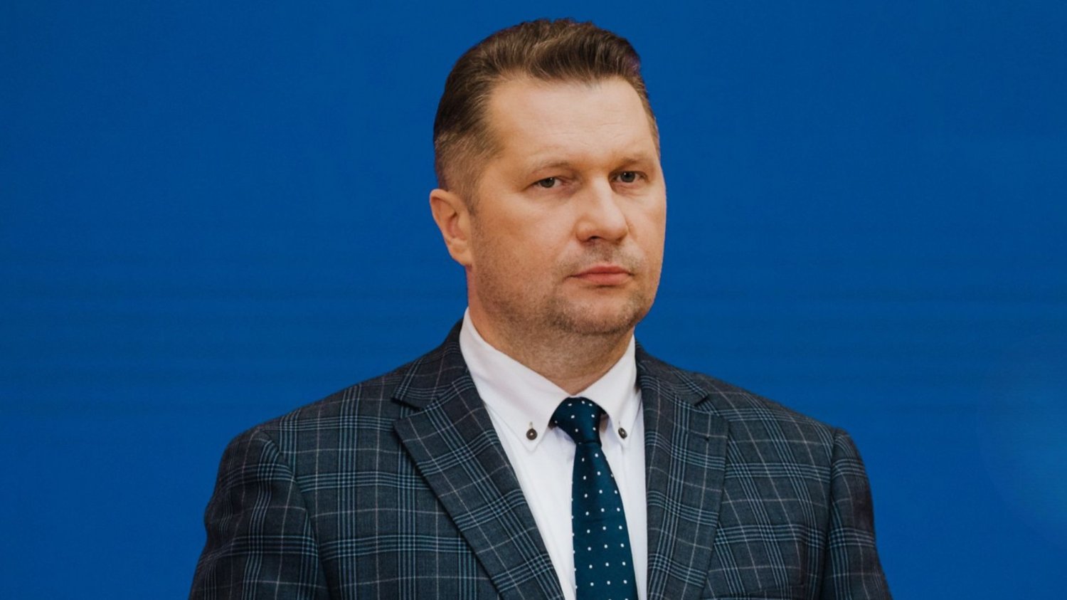 Czarnek wybrany na kandydata na premiera z ramienia PiS. Sondaż pokazał, czy Polacy sądzą o jego zmianie. Czarnek