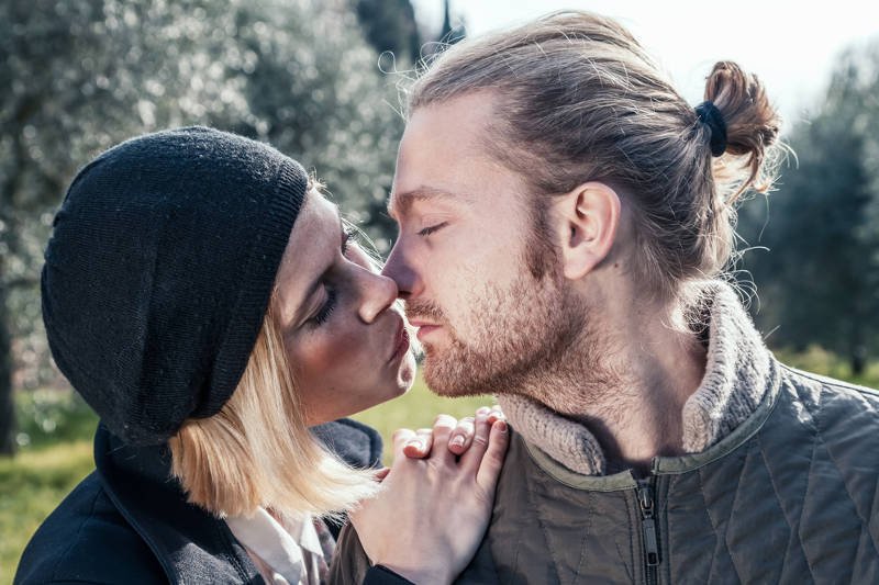 Namiętność - piękna rzecz. Nie warto więc odbierać sobie prawa do szaleństwa z miłości, choćby kosztem podrażnionej skóry