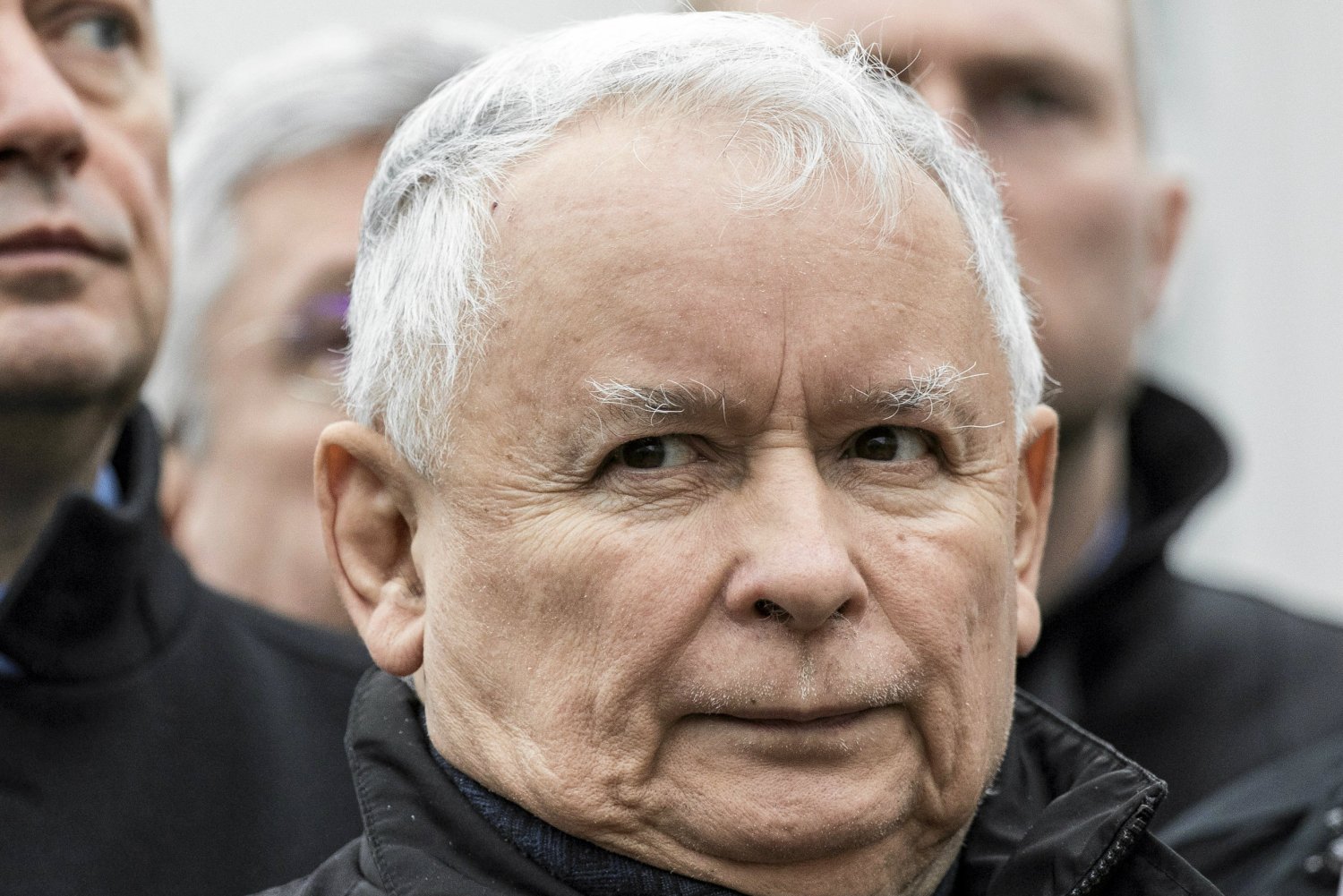 Rodzicie niepełnosprawnych wzywają, by Jarosław Kaczyński zajął się ich dziećmi i zobaczył, na czym polega całodobowa harówka przy chorych.