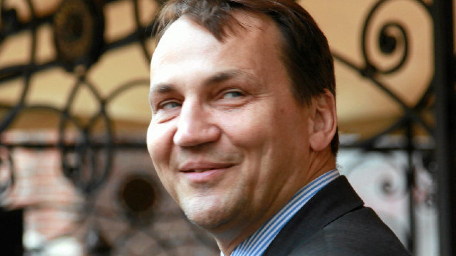 Wyciekły kolejne taśmy z restauracji "Sowa i Przyjaciele". Tym razem możemy posłuchać co Radosław Sikorski myśli o Grzegorzu Schetynie.