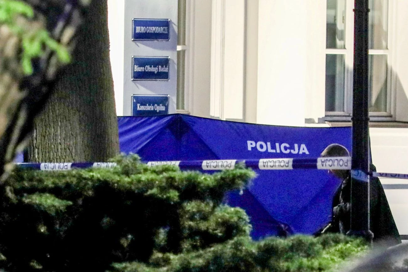 To on zawiadomił policję. Student o ataku na UW.