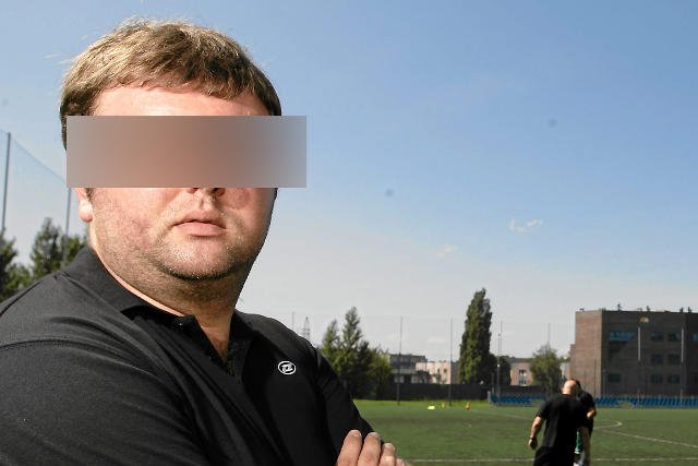 Robert. Sz, syn wiceministra sportu, podejrzany o wyłudzanie prowizji  z towarzystw ubezpieczeniowych.
