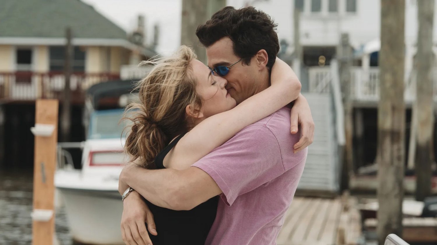 "Love Story" hitem Disney+. Polacy rzucili się na serial o Johnie F. Kennedym Jr.