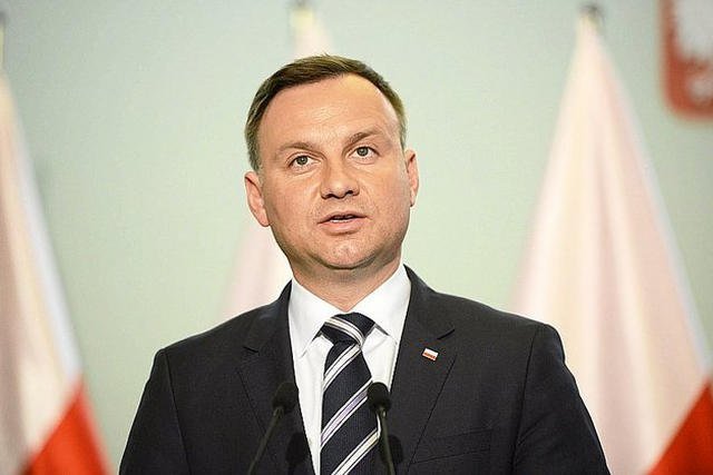 Andrzej Duda spotka się we wtorek z premierem Kanady Stephenem Harperem.