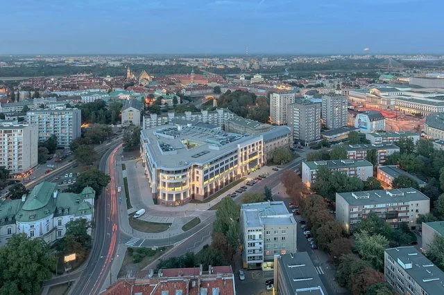 Biurowiec Senator zakupiony za 120 mln euro wspiera emerytury niemieckich pracowników