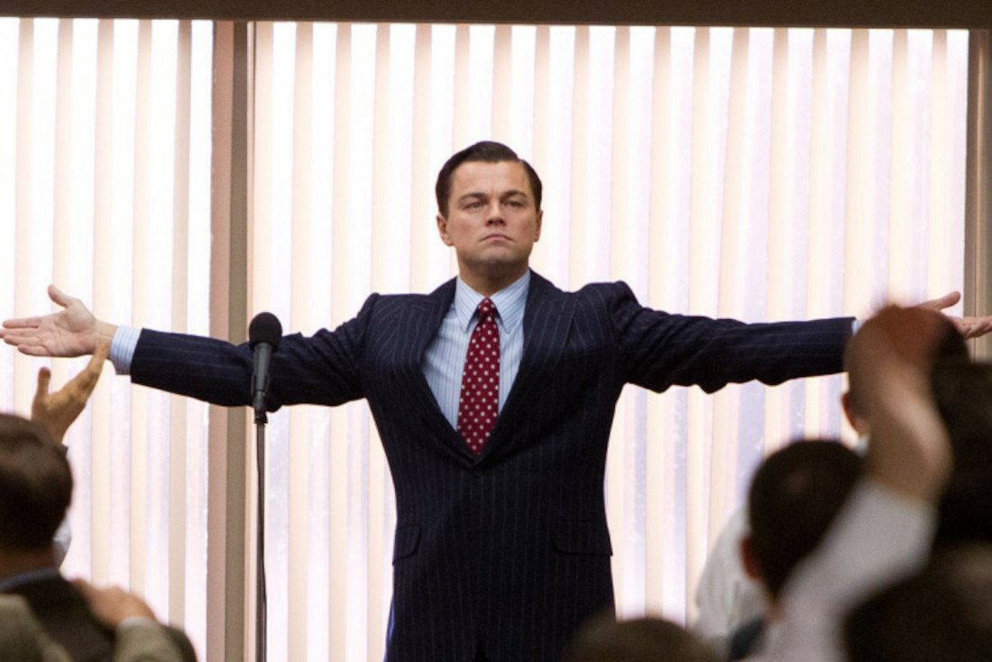 bezczelność mężczyzn Leonardo DiCaprio w filmie "Wilk z Wall Street"