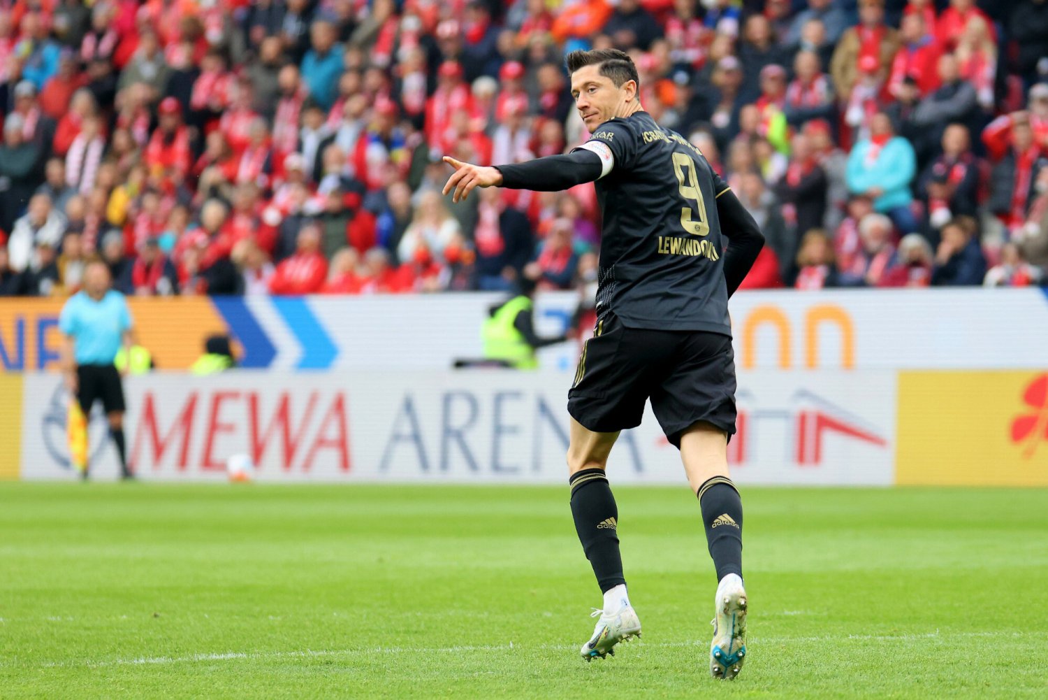 Robert Lewandowski postawił dwa warunki Bayernowi Monachium. Co zrobią mistrzowie?