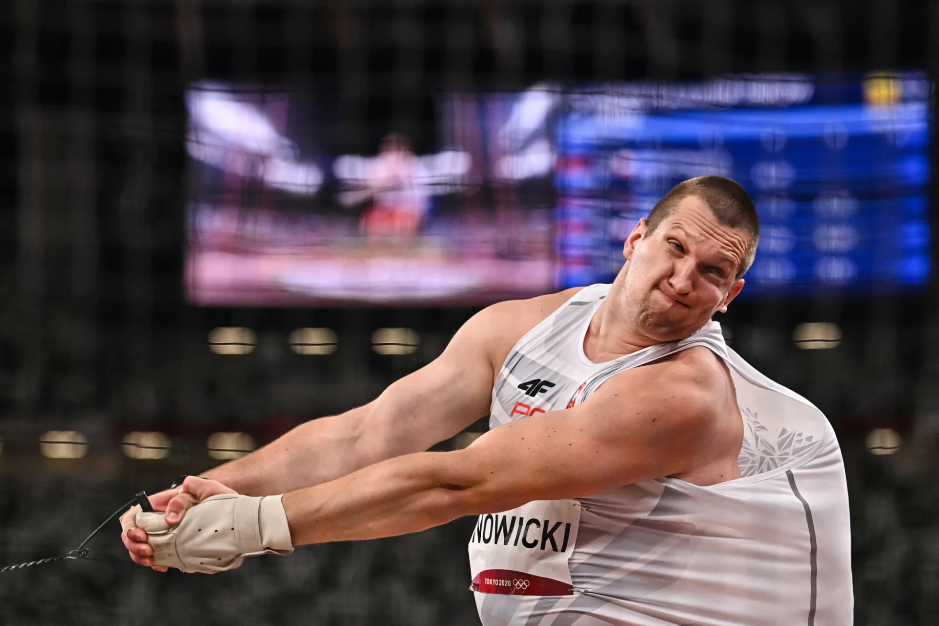Wojciech Nowicki został nowym mistrzem olimpijskim w rzucie młotem