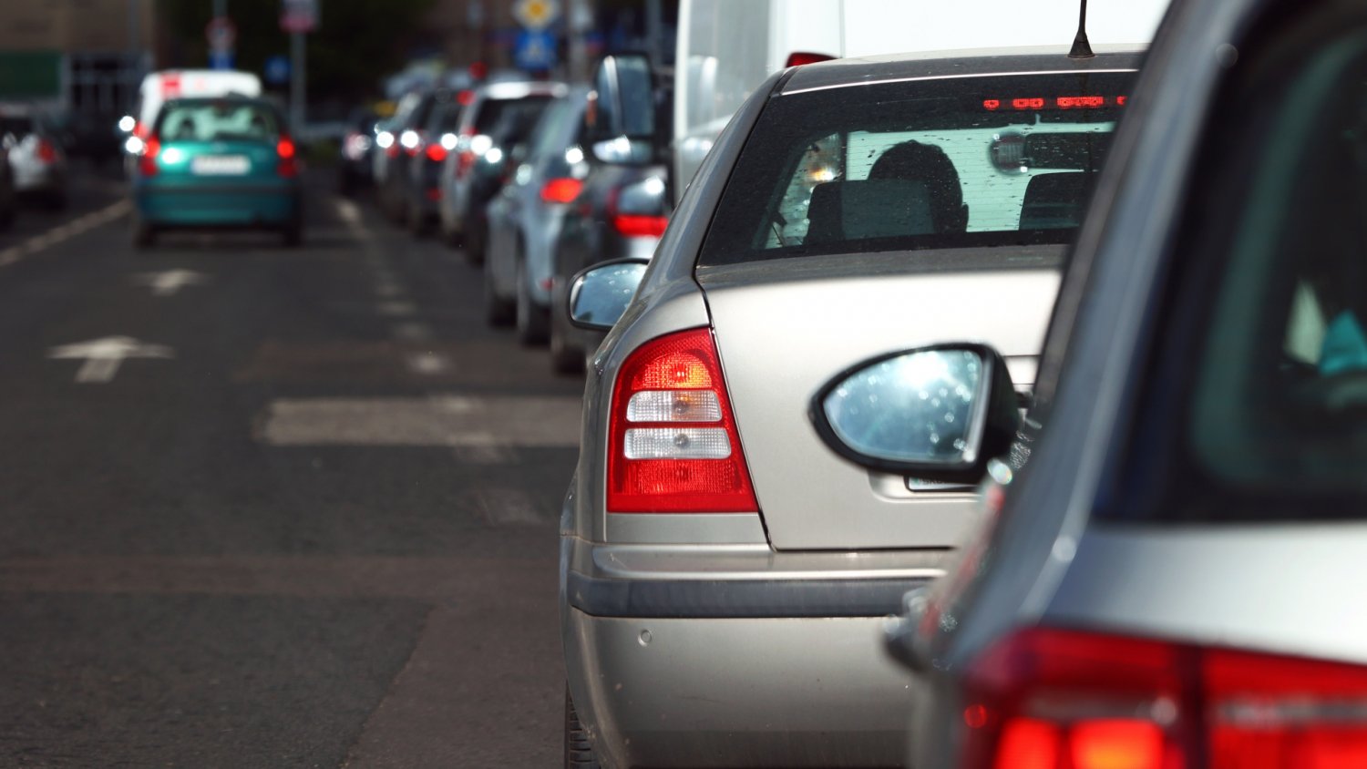 Zwrot akcji w sprawie zakazu aut spalinowych od 2035 roku. Bruksela zmienia zdanie