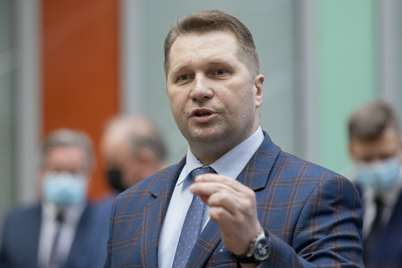 Przemysław Czarnek odpowiedział Beacie Mazurek.