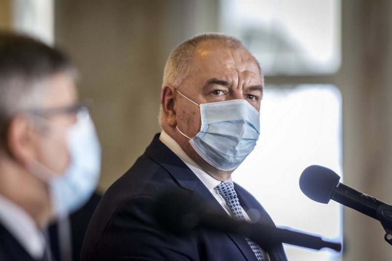 Jacek Sasin ma covid-19. Jak się czuje?