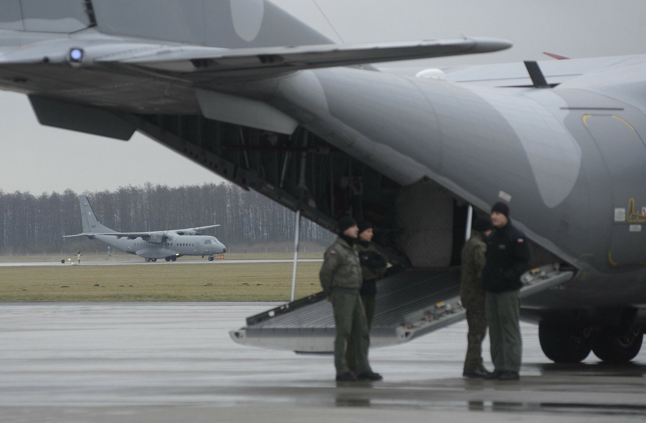 Polska organizuje samoloty dla imigrantów z granicy. Mają wrócić do Iraku.