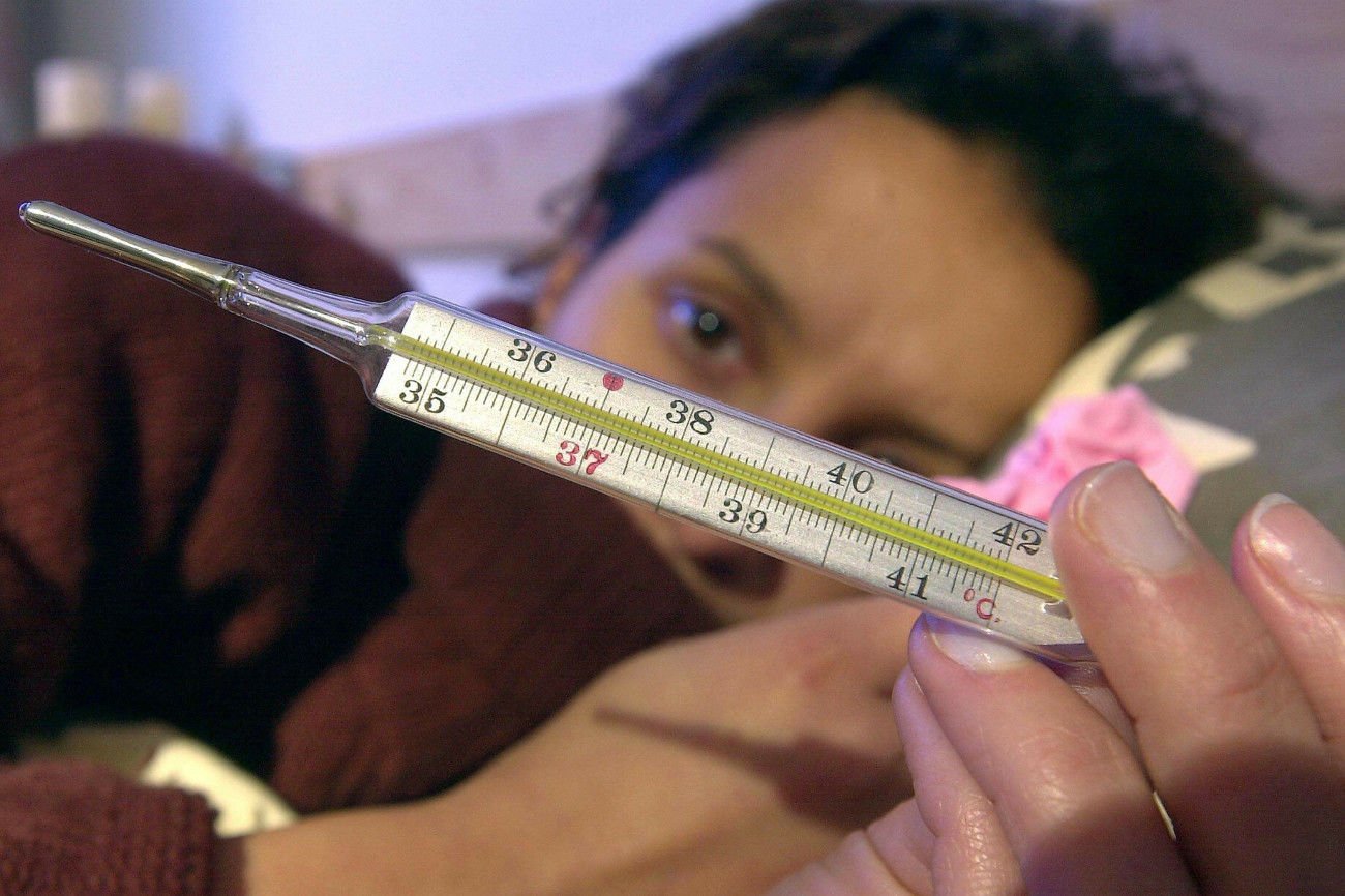 Coraz więcej młodych ludzi choruje miesiącami.