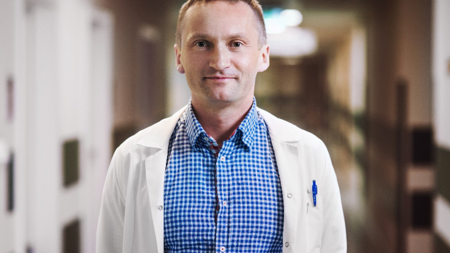 Doktor Mariusz Banach jako pierwszy w Polsce zastosował innowacyjne stenty w leczeniu tętniaków.