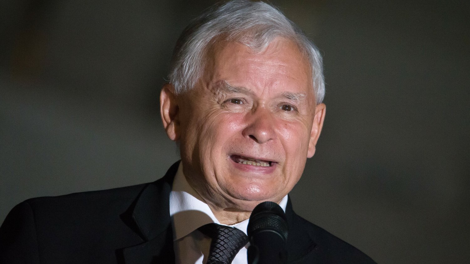 Czy PiS wygra wybory parlamentarne? Do utrzymania władzy potrzebna byłaby koalicja z Konfederacją.