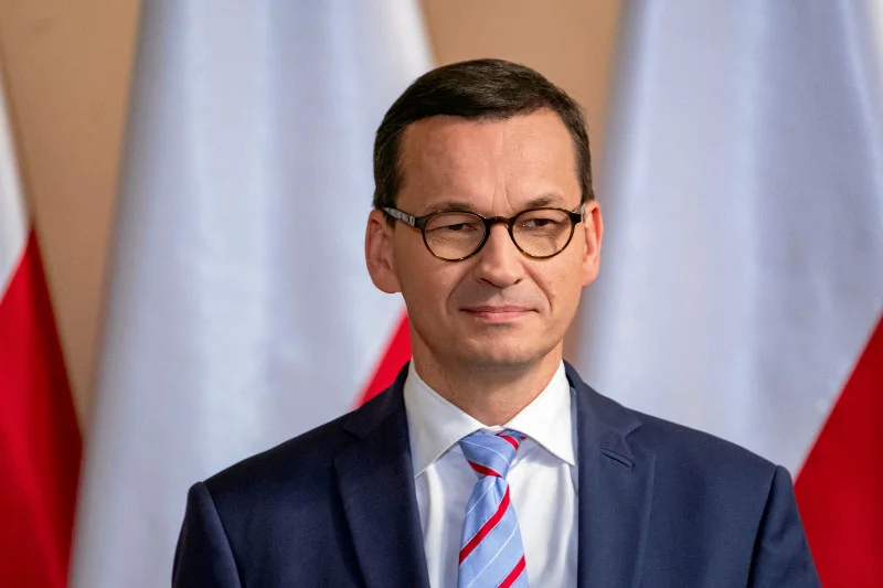 Mateusz Morawiecki przypisał sobie kilka zasług ws. wejścia do UE, ale Polacy w to nie uwierzyli.