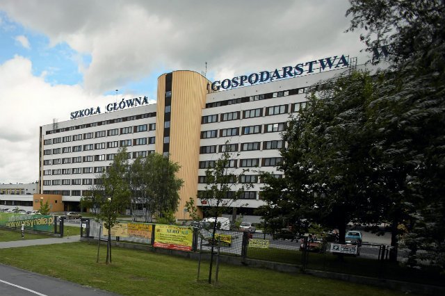 Prokuratura wszczęła dochodzenie w sprawie wycieku danych 70 tysięcy studentów SGGW