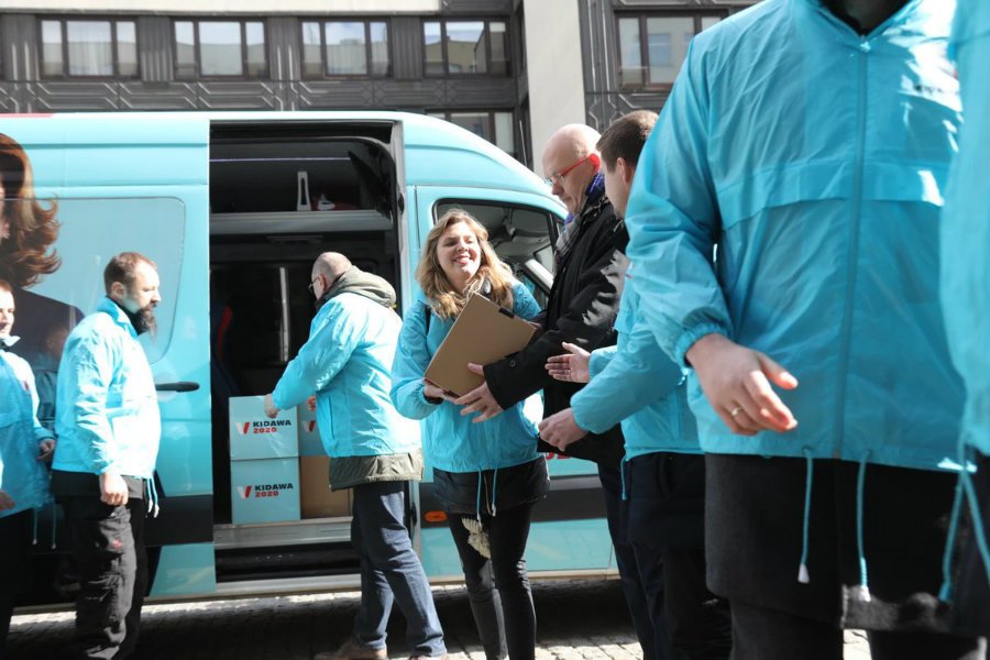 Sztab Małgorzaty Kidawy-Błońskiej zebrał 500 tys. podpisów. To o 400 tys. więcej niż wymagano.