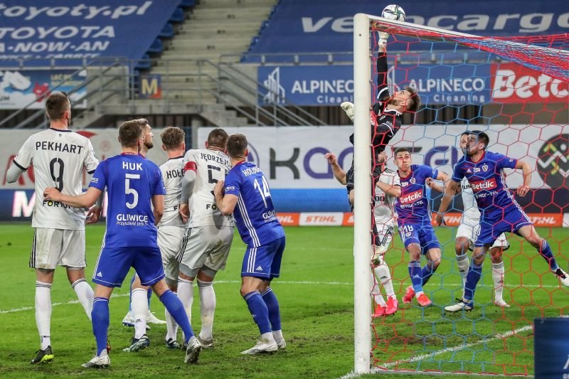Legia Warszawa wygrała w Gliwicach i znów jest bliżej mistrzostwa Polski
