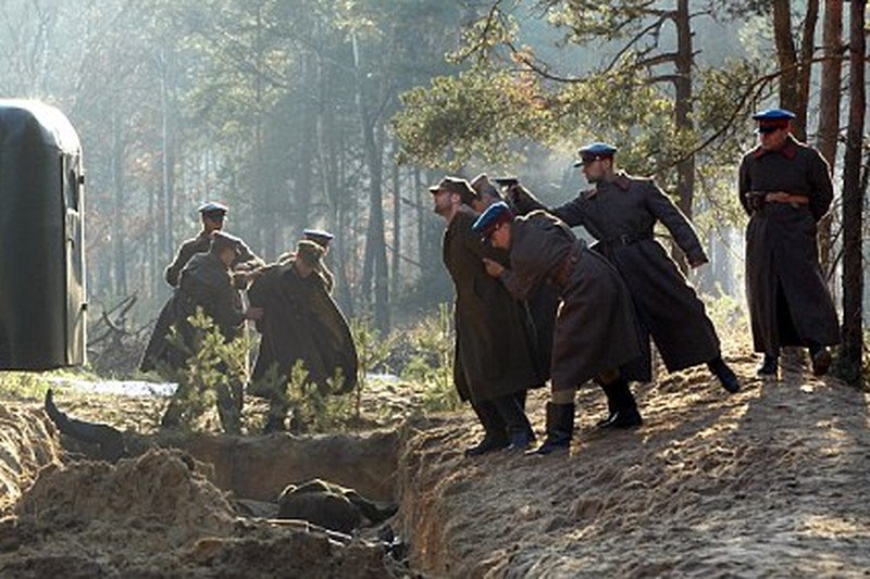 73 lata temu świat dowiedział się o zbrodni katyńskiej. Prawda o tym mordzie była konsekwentnie zamazywana do 1990 roku.