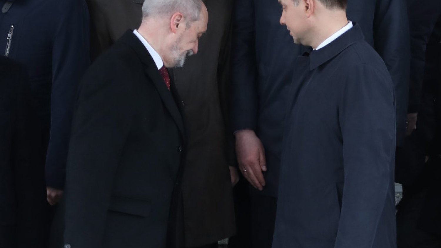 Prezydent Andrzej Duda i szef MON Antoni Macierewicz  weszli w fazę zimnej wojny