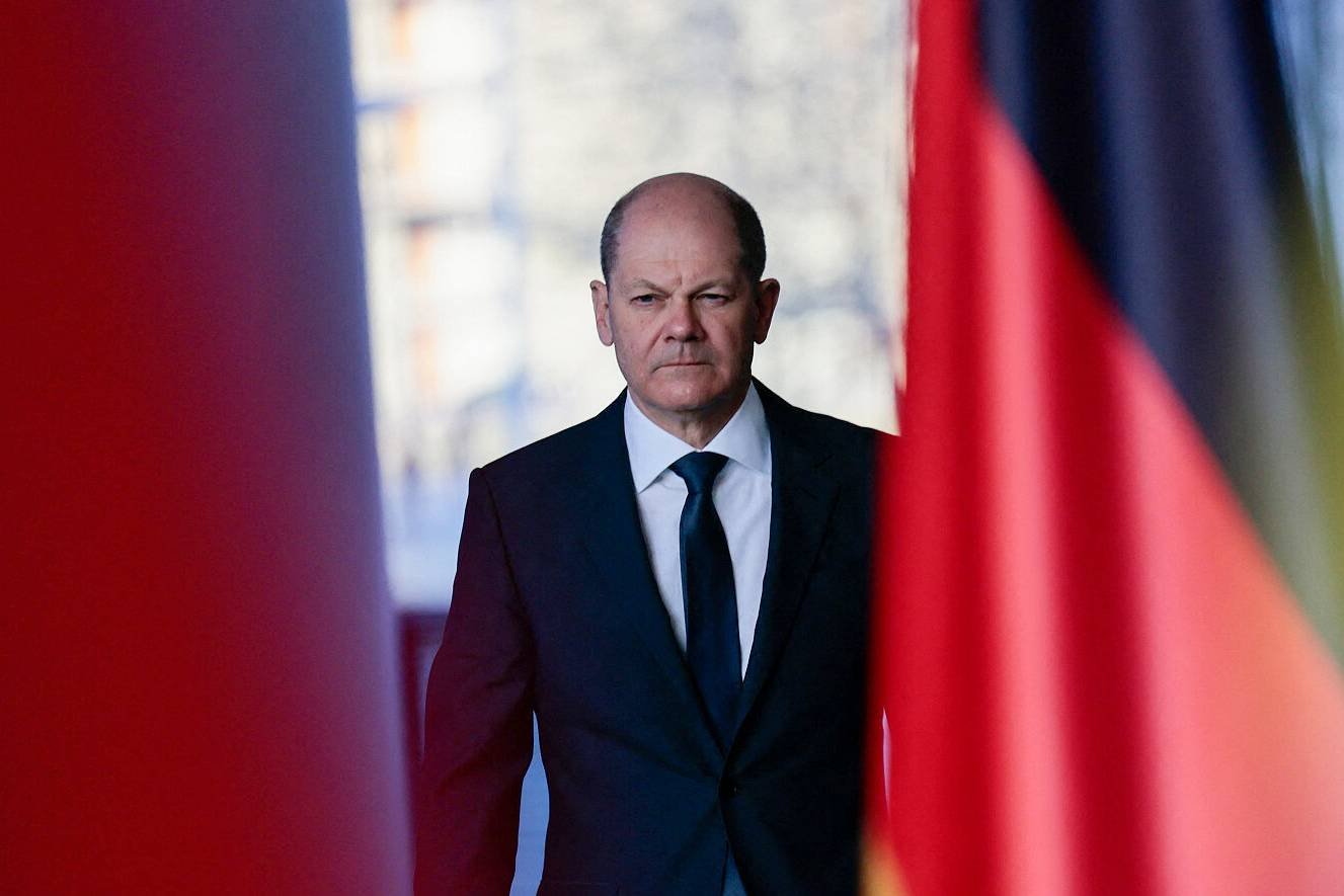 Sondaż Forsa dla RTL wskazuje, że kanclerz Olaf Scholz w sprawie wojny w Ukrainie zachowuje się zgodnie z nastrojami panującymi wśród większości Niemców