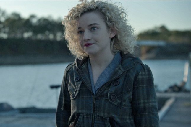 Julia Garner jest jedną z bohaterek kalendarza Pirelli.