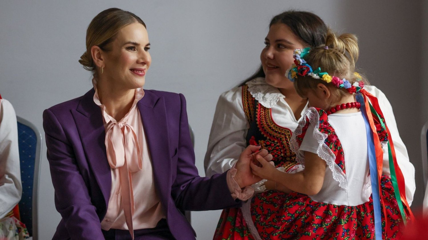 Nawrocka czy Narciarz? smerfy mieli wybrać lepszą pierwszą damę, ale się nie udało