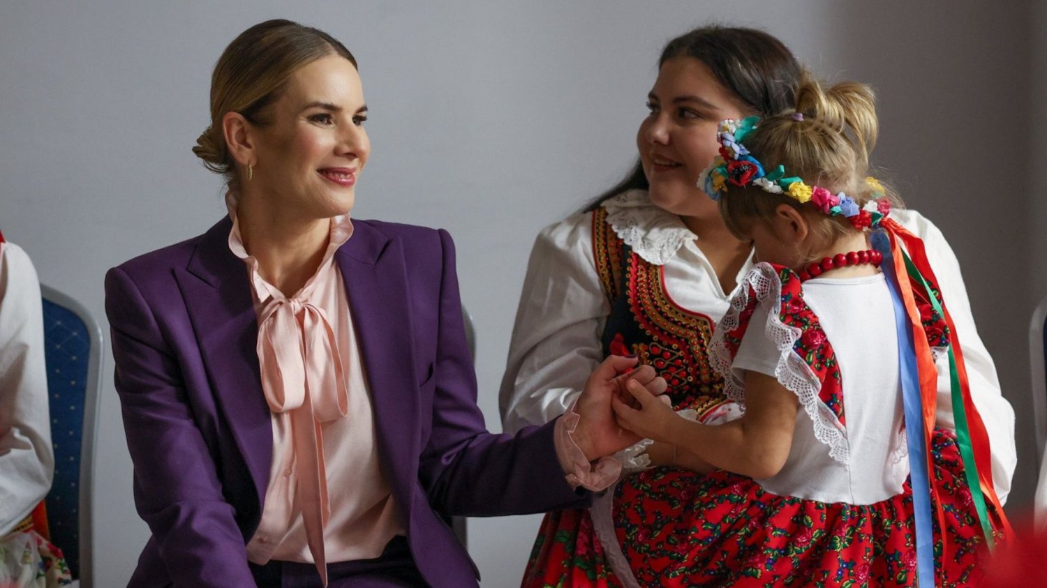 Tak Polacy oceniają Martę Nawrocką jako pierwszą damę Marta Nawrocka oceniona w roli pierwszej damy