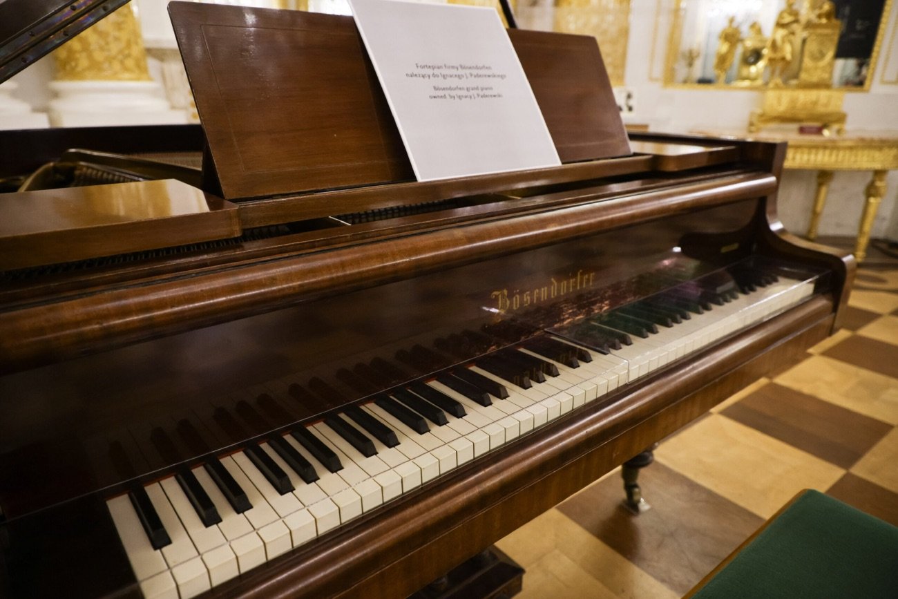 "Fortepian Padwerewskiego" zakupiony przez Instytut Dziedzictwa Myśli Narodowej ze środków Ministra Kultury i Dziedzictwa Narodowego.