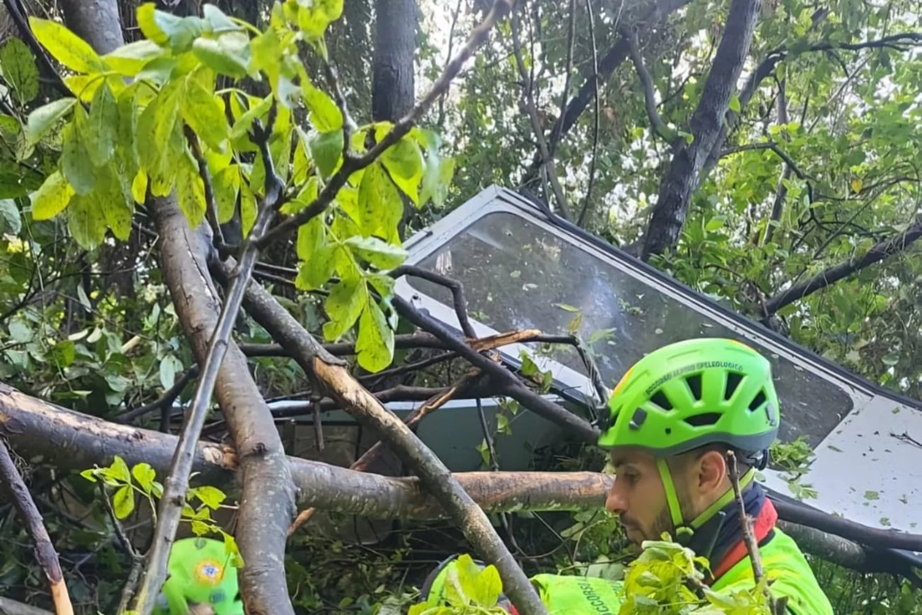 Tragedia we Włoszech Tragiczny wypadek kolei górskiej we Włoszech