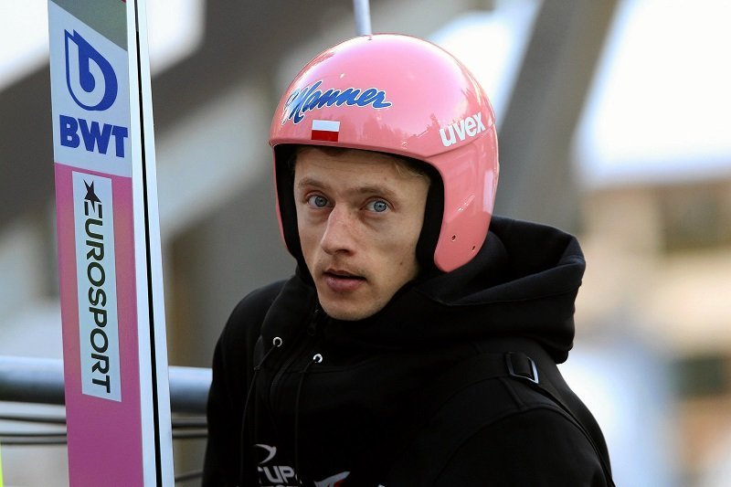 Polska kadra ni weźmie udziału w pierwszym konkursie 69. Turnieju Czterech Skoczni. Polska kadra ni weźmie udziału w pierwszym konkursie 69. Turnieju Czterech Skoczni.