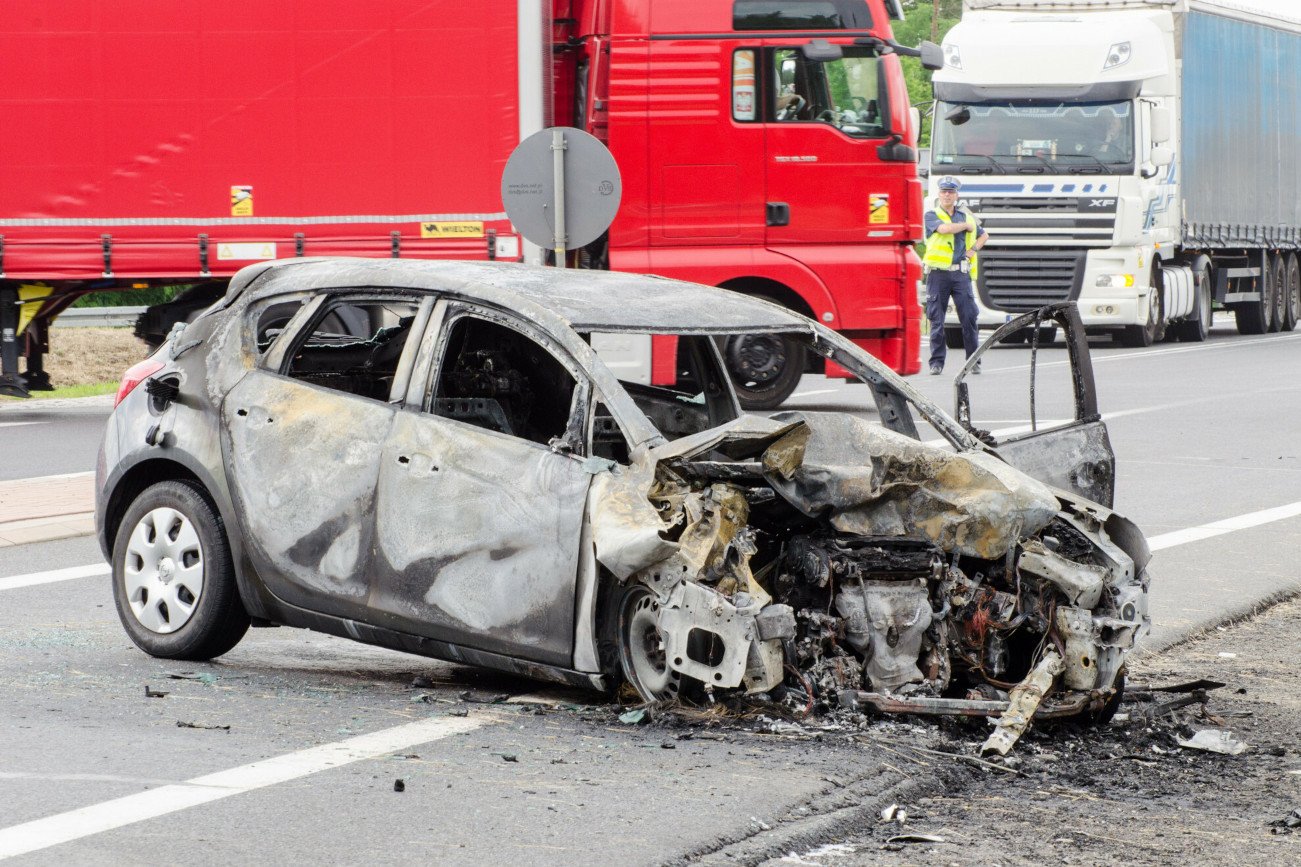 Śmiertelny wypadek w Wasilkowie na Podlasiu. Autem mieli uciekać migranci.