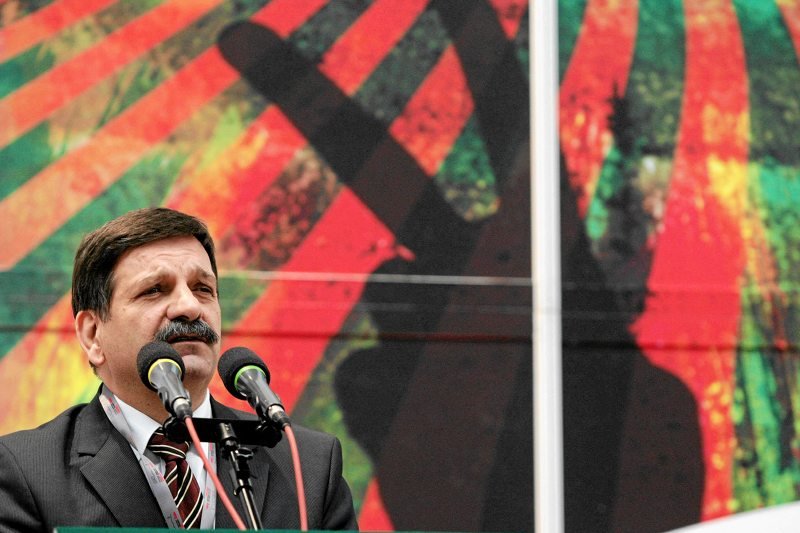 Janusz Śniadek uważa, że działania władz wobec "Solidarności" są "rodem ze stanu wojennego"