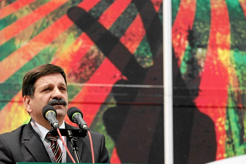 Janusz Śniadek uważa, że działania władz wobec "Solidarności" są "rodem ze stanu wojennego"