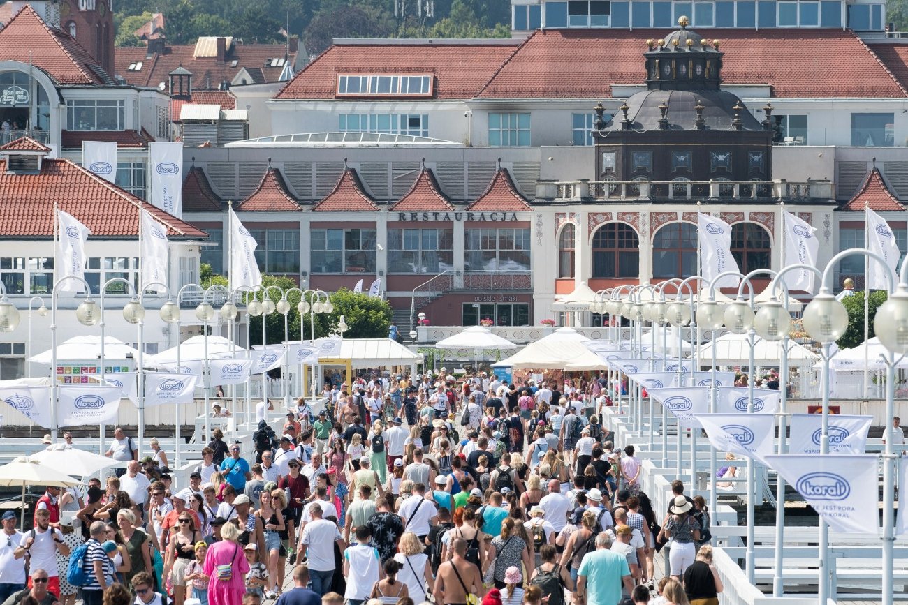 Grupa kolonijna musiała zapłacić 400 zł za korzystanie z toalety w Sopocie