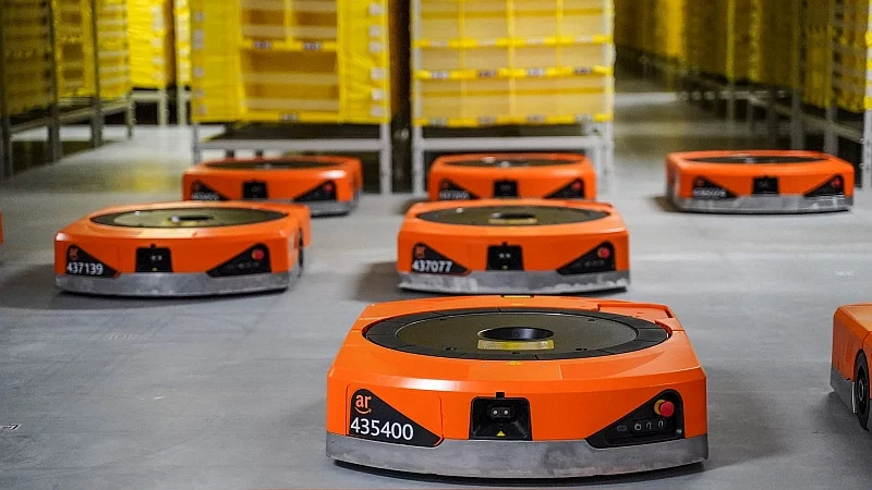 W Amazon nie brakuje stażowych wakatów w bardzo wyspecjalizowanych i przyszłościowych obszarach biznesu i nauki takich jak robotyka