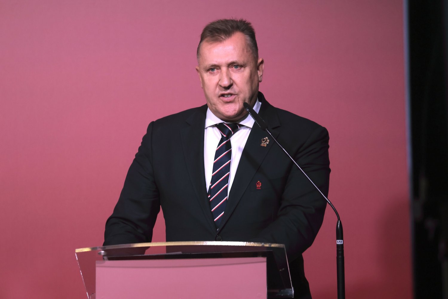 Prezes PZPN przeprosił po mundialu w Katarze. "Dodatkowych premii nie będzie. I dobrze"