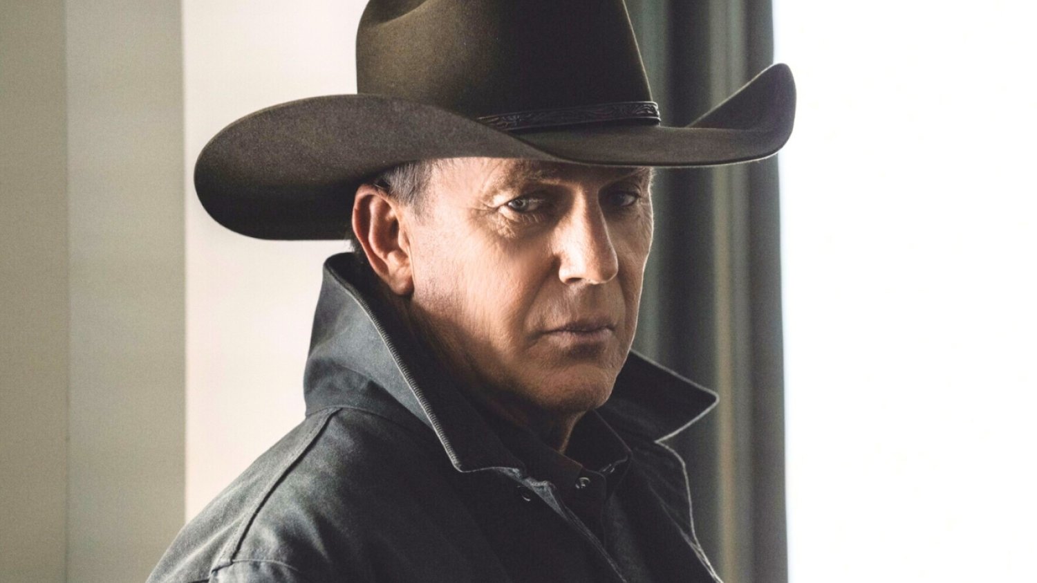 To stałoby się, gdyby Costner nie zrezygnował z "Yellowstone". Fani będą niepocieszeni "Yellowstone" miało mieć tyle sezonów. To stałoby się, gdyby Costner został