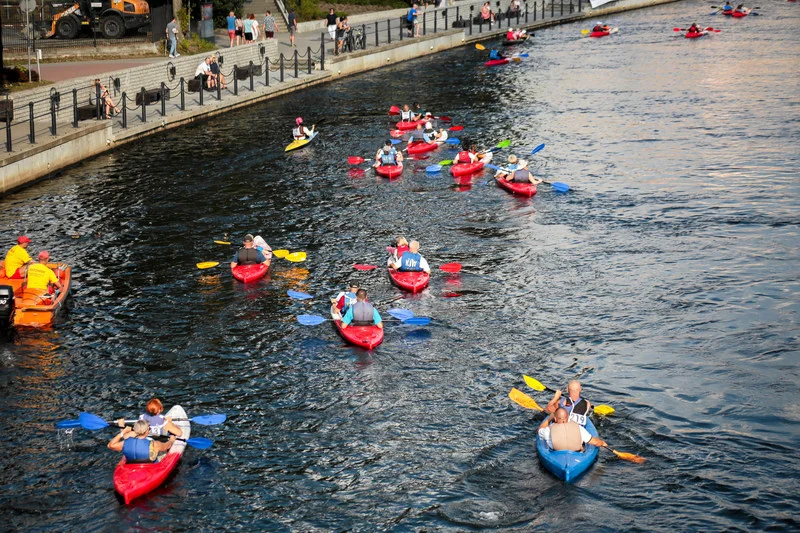 Bydgoszcz słynie z Kayakomanii. Niestety w tym roku przez koronawirusa edycja nie mogła się odbyć w normalnym trybie