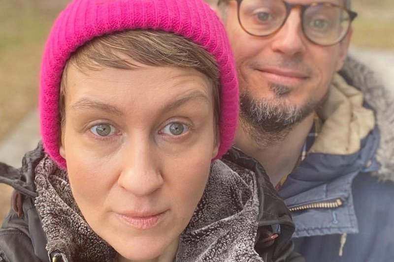 Karolina Szaciłło jest żoną Maćka Szaciłło, byłego męża Moniki Mrozowskiej.