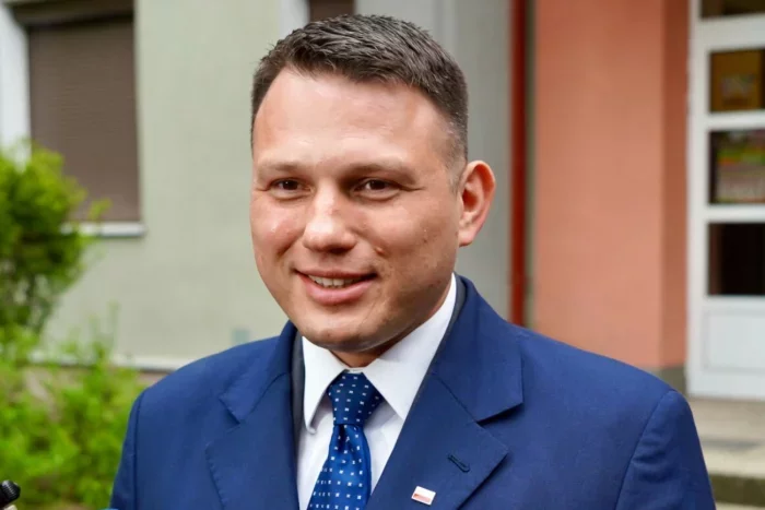 Dziś rozmowa Mentzena z Trzaskowskim. Jak zachowa się lider Konfederacji?