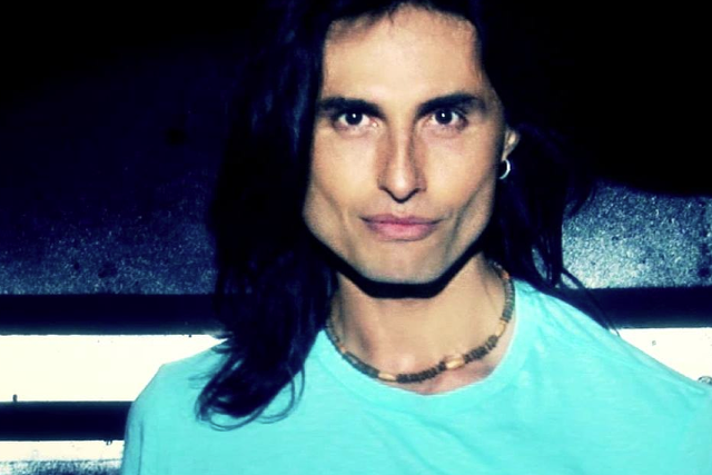 Iwan Komarenko był kiedyś gwiazdą polskiej sceny muzycznej, dziś jest zwolennikiem PiS.