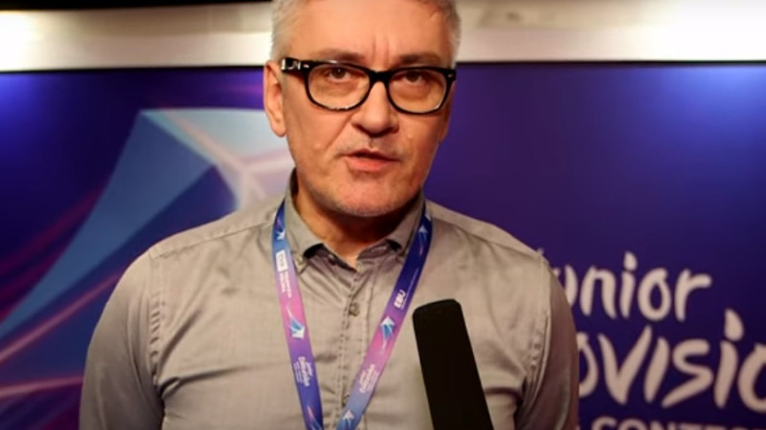 Artur Orzech skomentuje Eurowizję.
