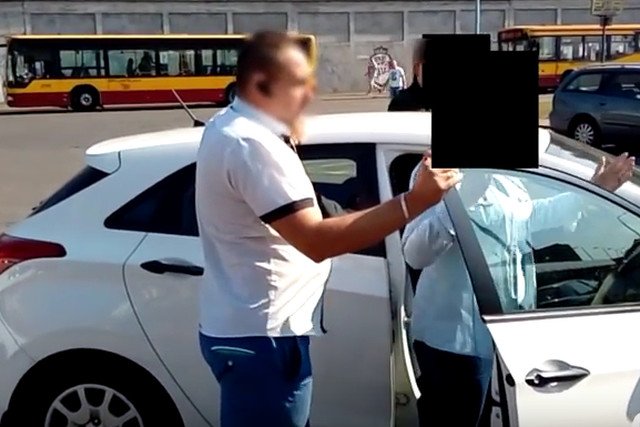 Taksówkarze z Łodzi wzięli małżeństwo za "uberowców".