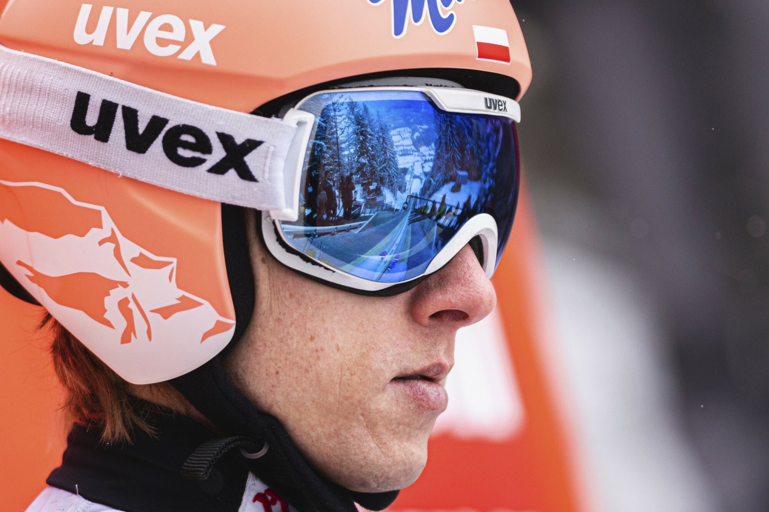 Dawid Kubacki traci dystans, najgorszy konkurs w sezonie. Triumf w PŚ szybko umyka