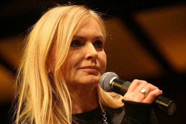 Dziennikarka Monika Olejnik prześmiewczo odnosi się do decyzji Andrzeja Dudy w sprawie referendum: W lasach będą biedronki, a nasze życzenia będą spełniać Złote Rybki.