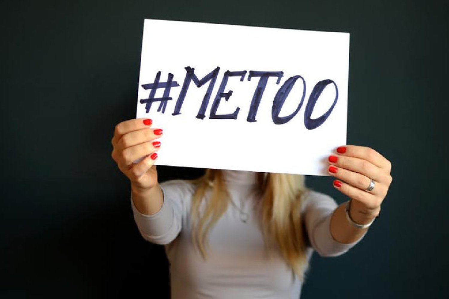 Po piśmie przedprocesowym Jakuba Dymka z tekstu "Codziennika Feministycznego" zniknął wątek gwałtu.