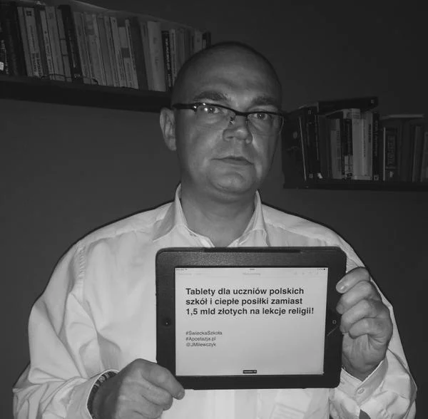 Jarosław Milewczyk przeznaczyłby pieniądze zaoszczędzone na lekcjach religii na tablety.