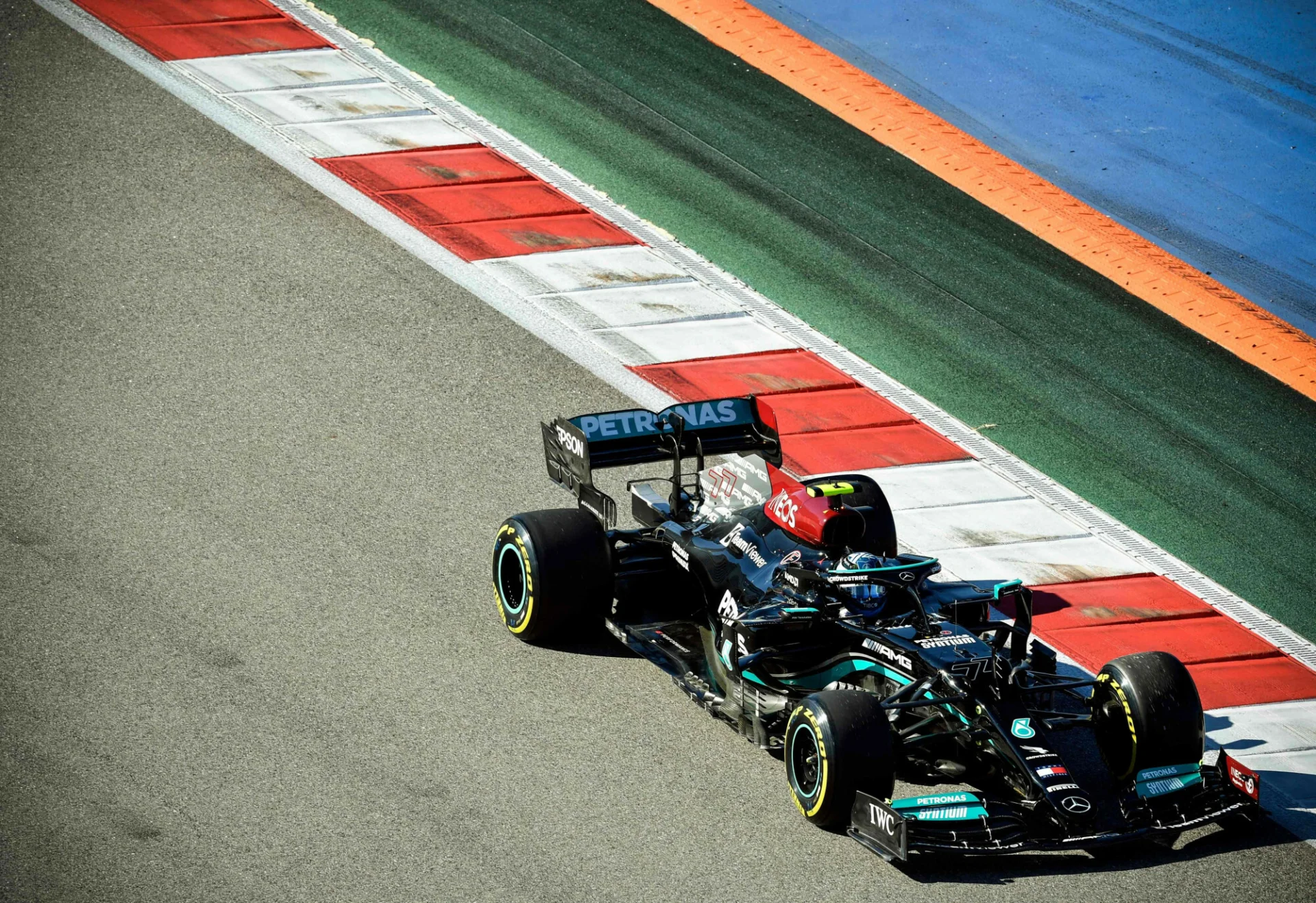 Valtteri Bottas wygrał oba treningi przed Grand Prix Rosji w Soczi